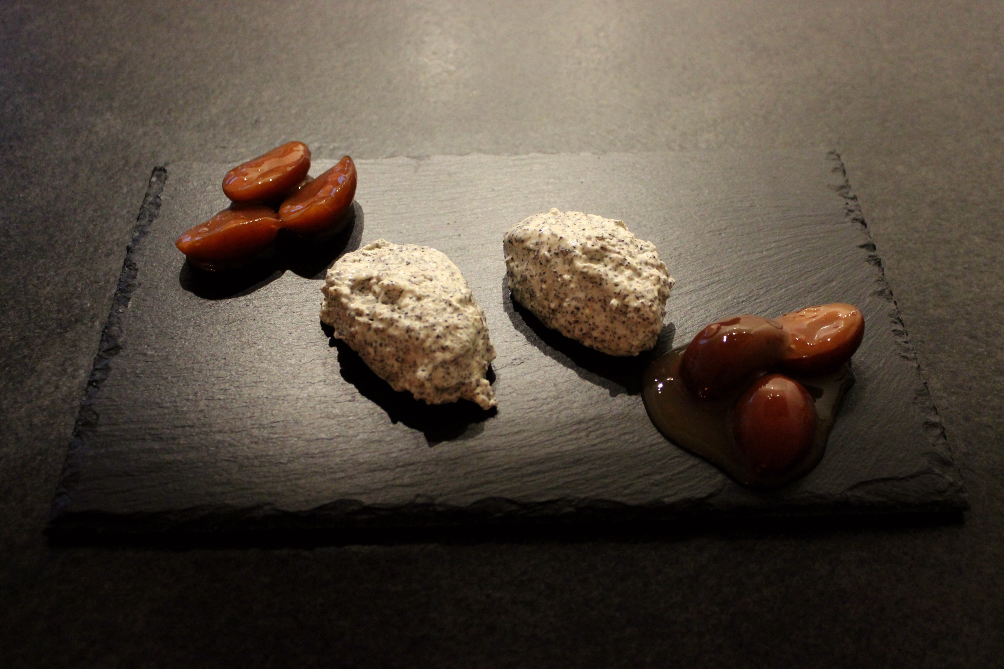 cremiges Mohnmousse mit Rumpflaumen – Nina's Mehlspeishimmel cremiges Mohnmousse mit Rumpflaumen – Nina's Mehlspeishimmel