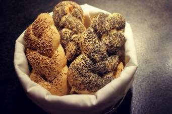 Mohn-und Sesamflesserl.jpg